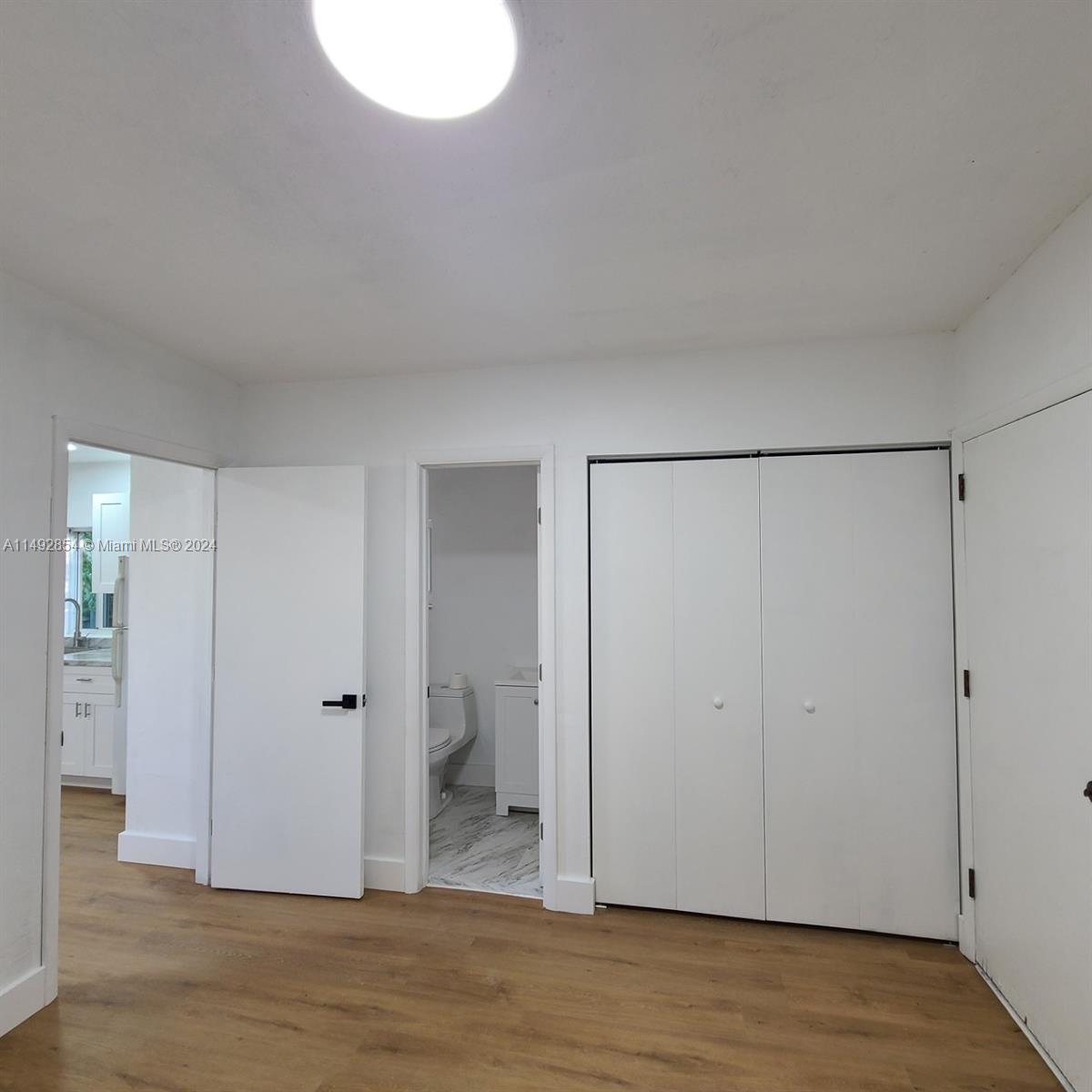 BAKER MANOR - Residential