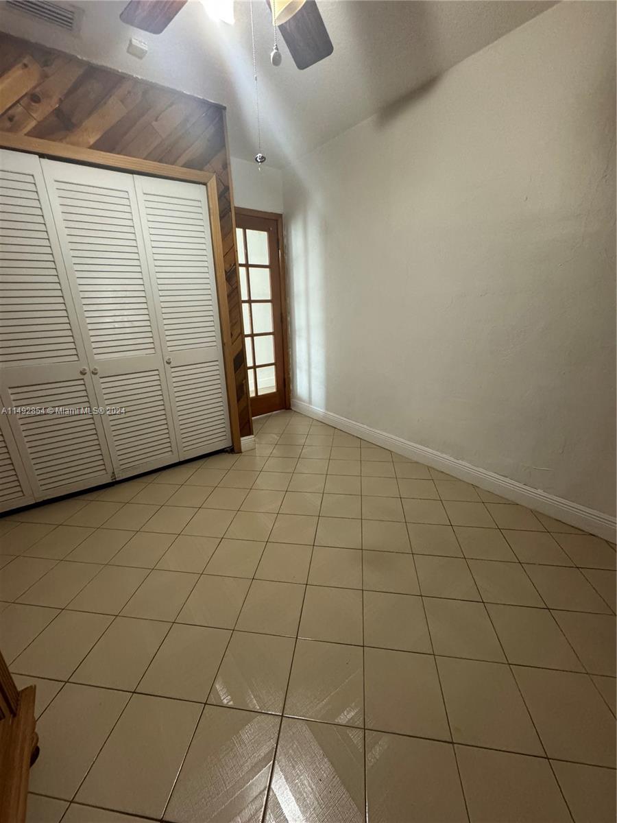 BAKER MANOR - Residential