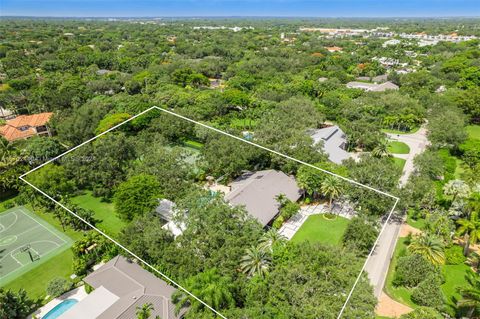 A home in Pinecrest