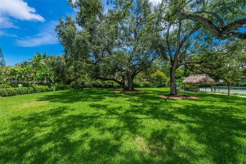 A home in Pinecrest