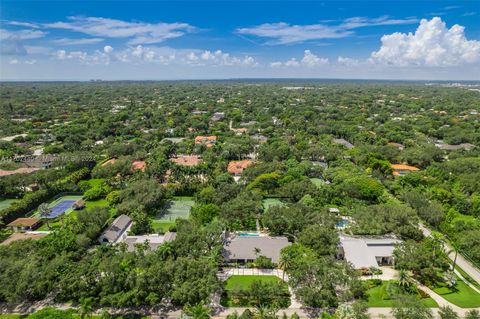 A home in Pinecrest