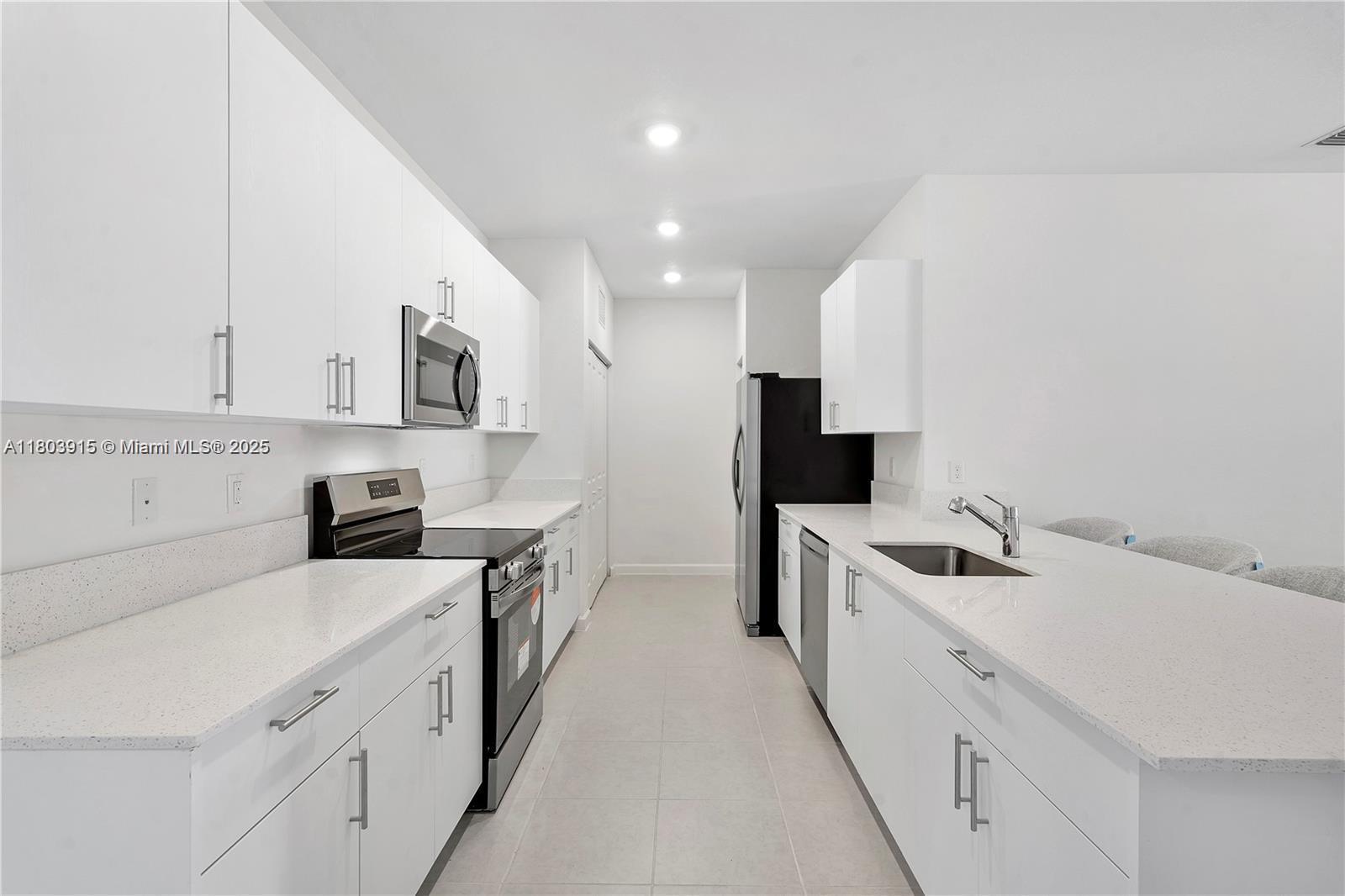 DANIA PRESERVE - Residential Lease