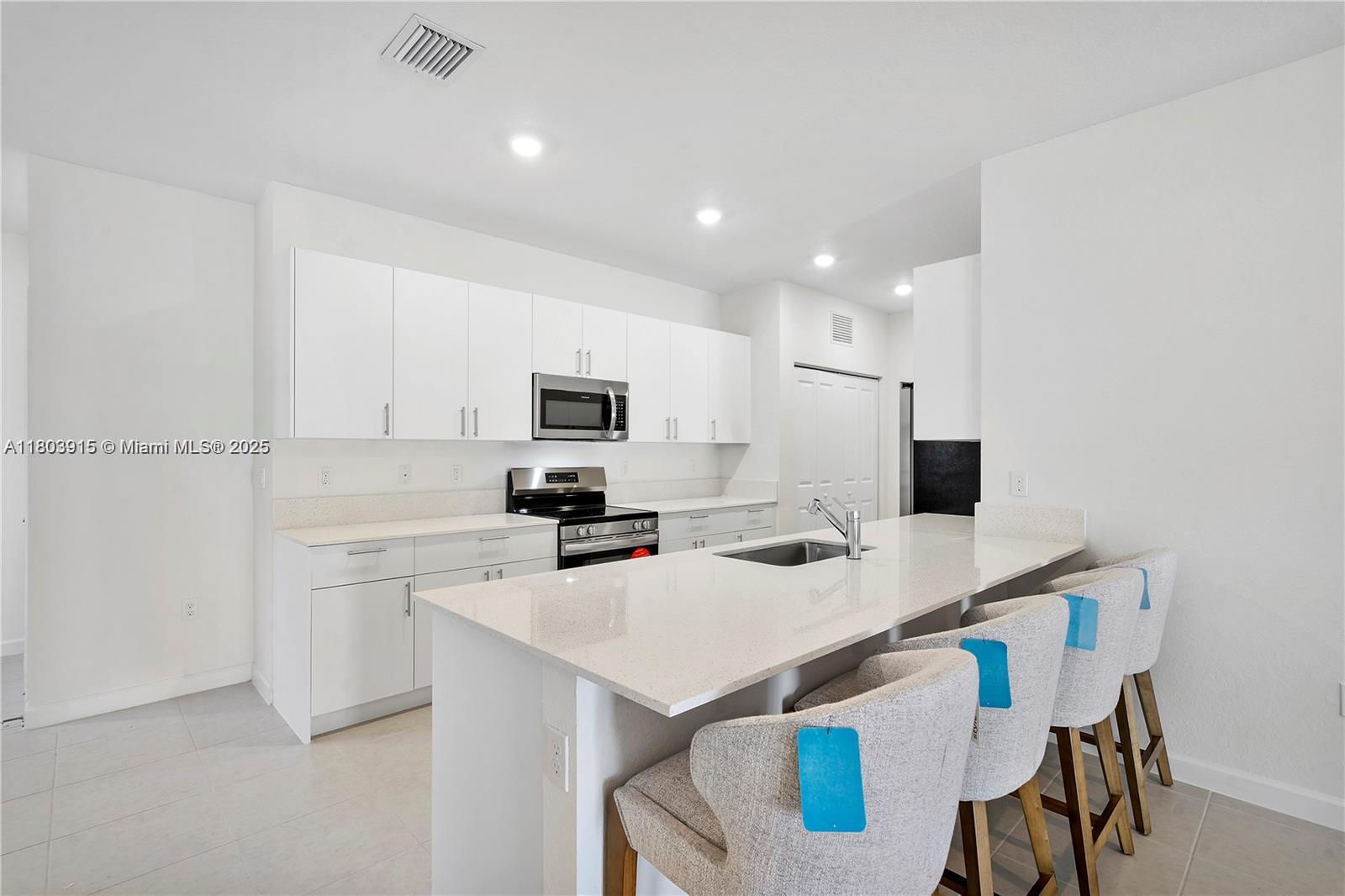 DANIA PRESERVE - Residential Lease