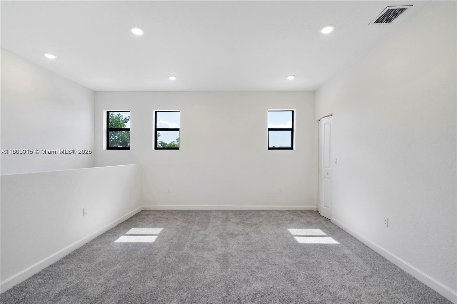 DANIA PRESERVE - Residential Lease