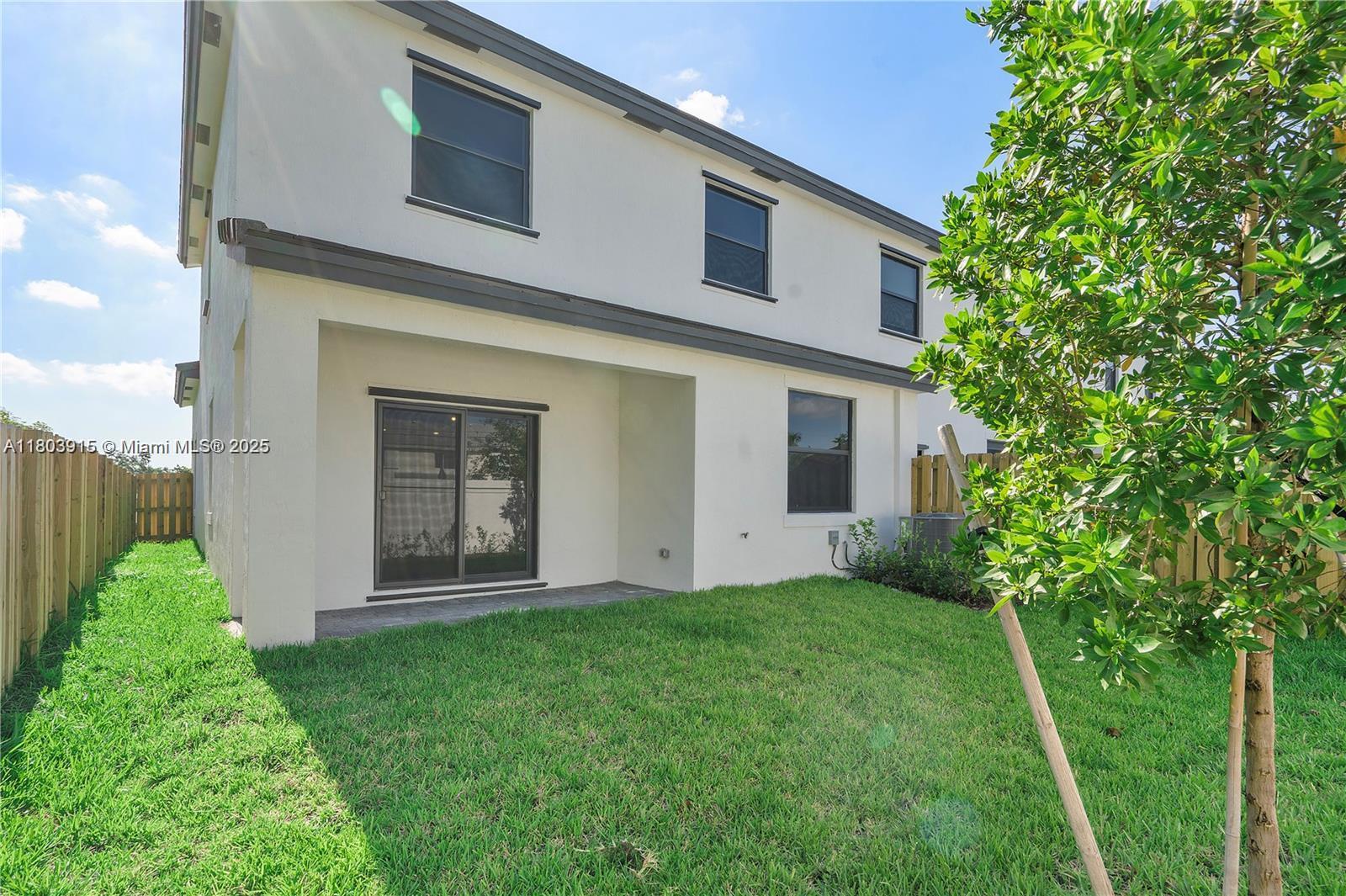 DANIA PRESERVE - Residential Lease