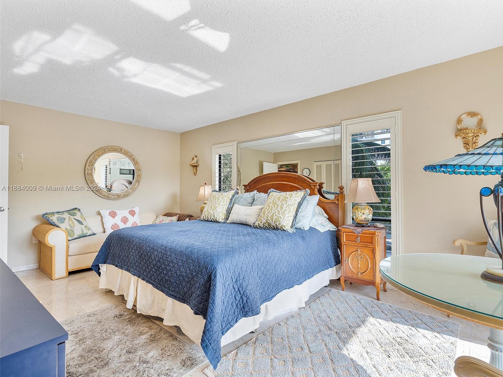 CAPTAINS PARADISE CONDO - Residential