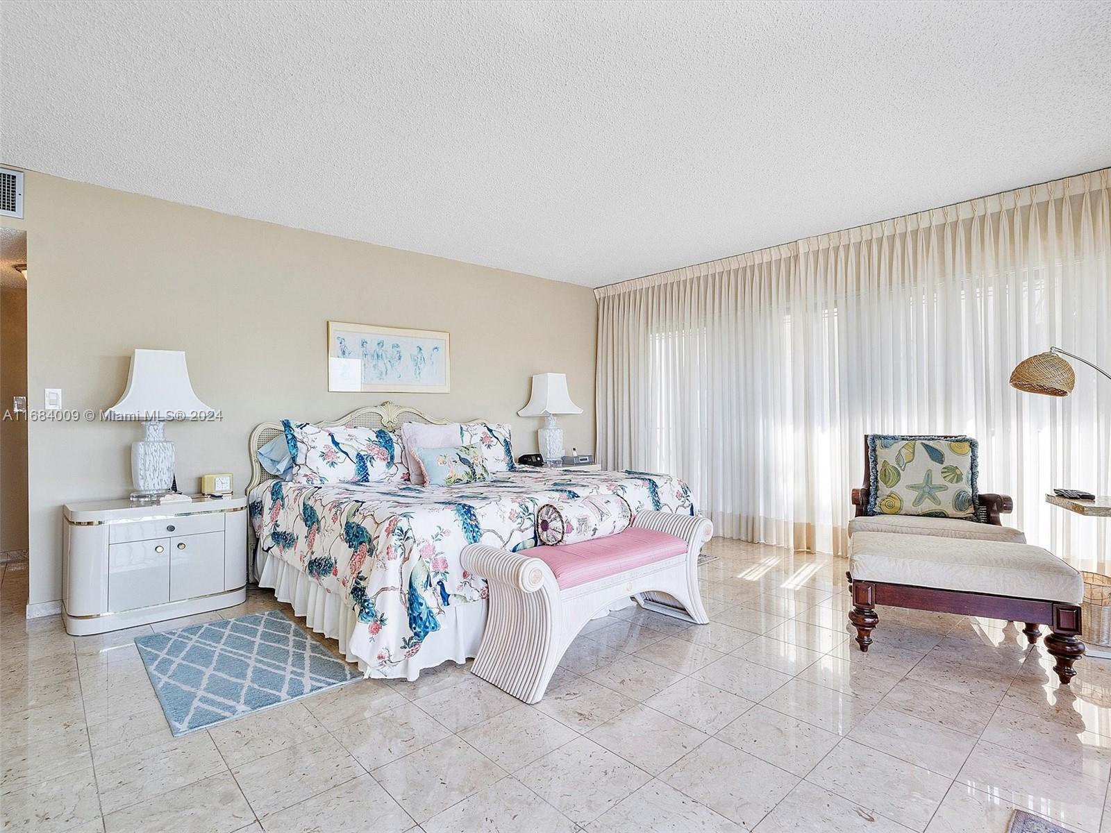 CAPTAINS PARADISE CONDO - Residential