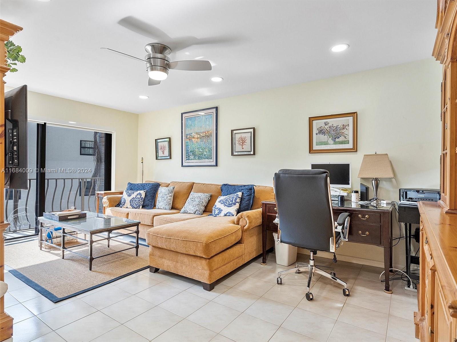 CAPTAINS PARADISE CONDO - Residential