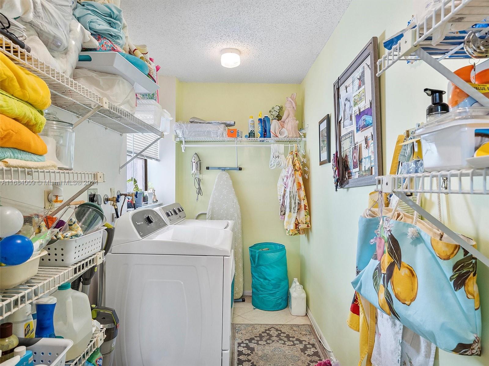 CAPTAINS PARADISE CONDO - Residential