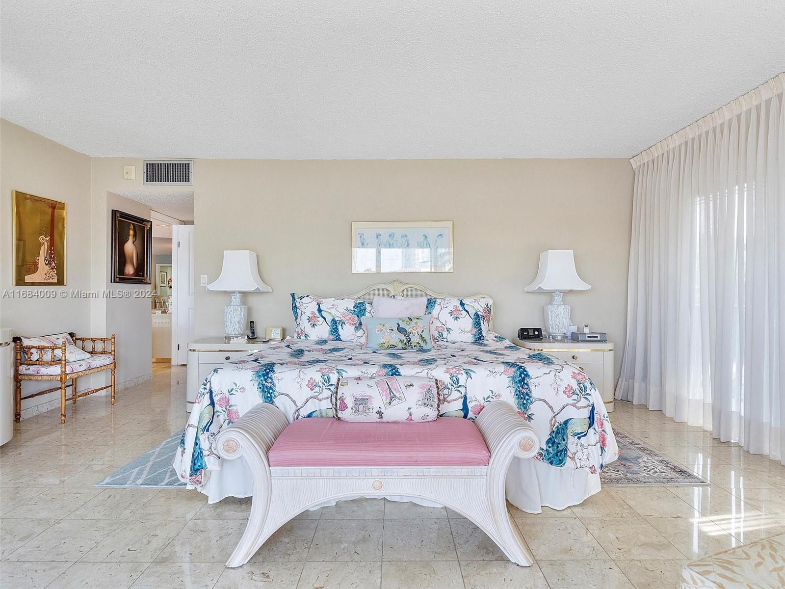 CAPTAINS PARADISE CONDO - Residential