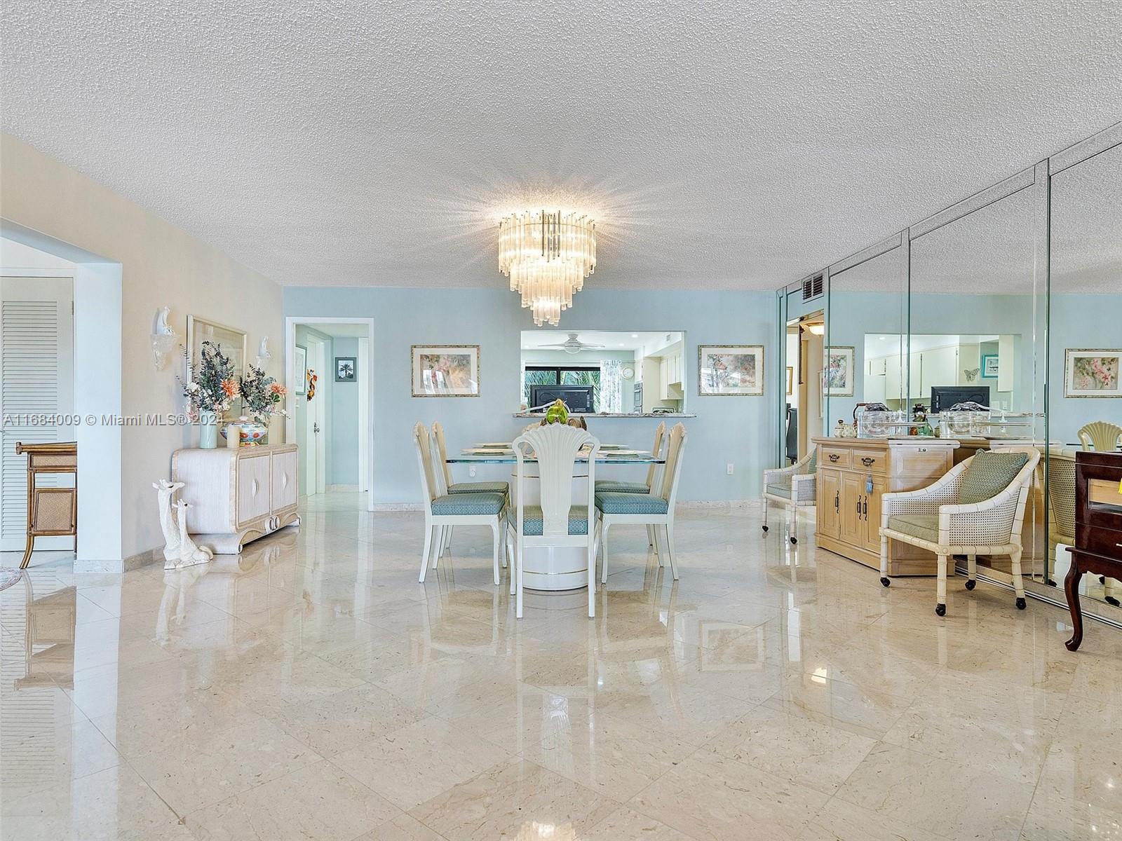CAPTAINS PARADISE CONDO - Residential