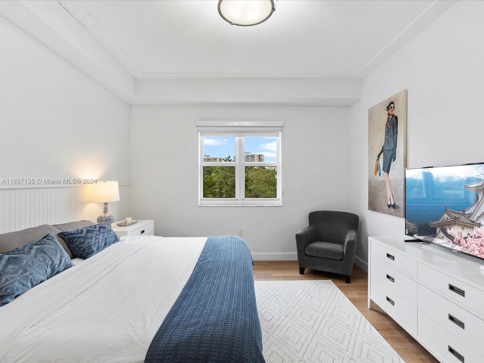 TURNBERRY VLG NO TOWER CO - Residential Lease