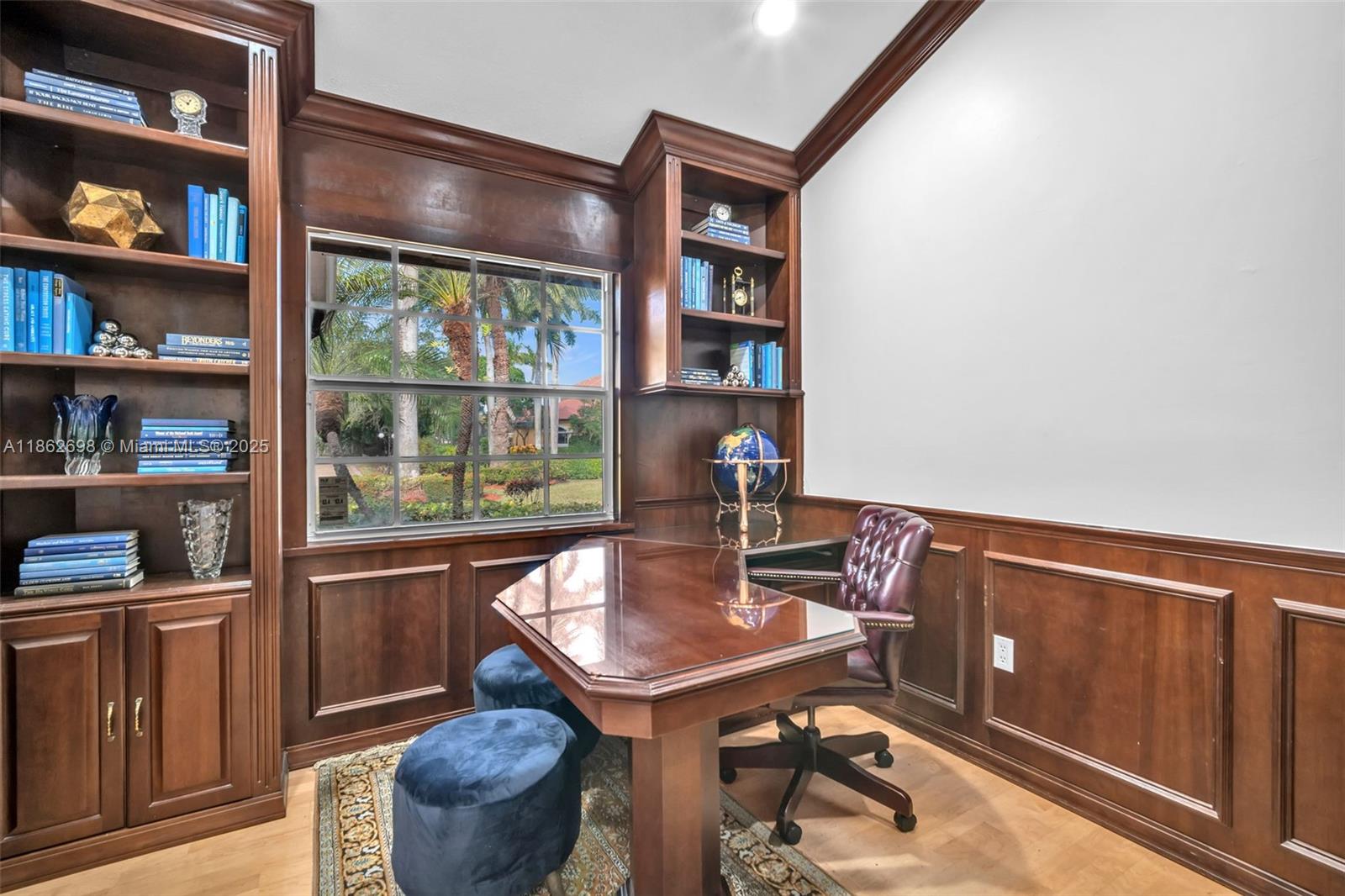 WINDMILL LAKE ESTATES - Residential