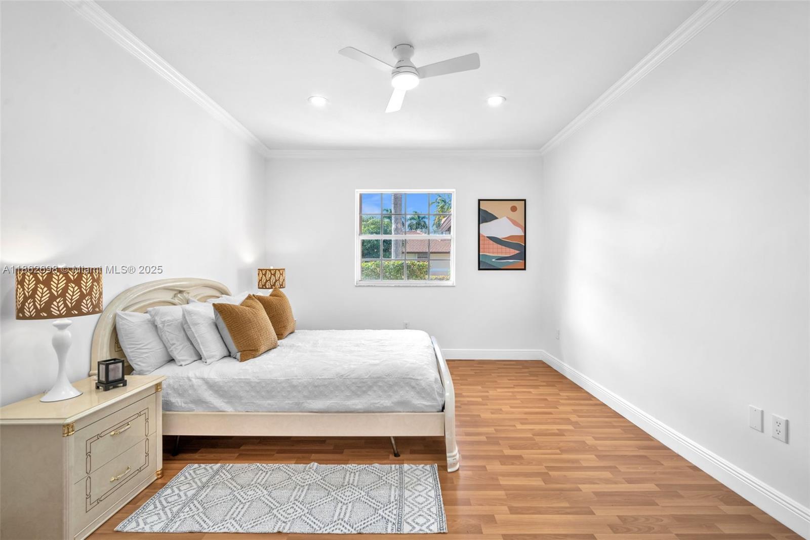 WINDMILL LAKE ESTATES - Residential