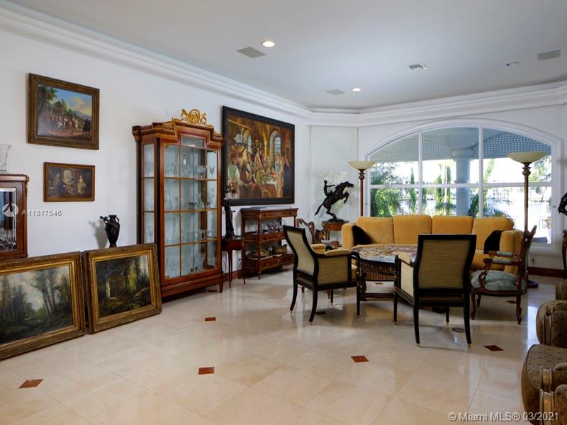 GOLDEN BEACH SEC D - Residential