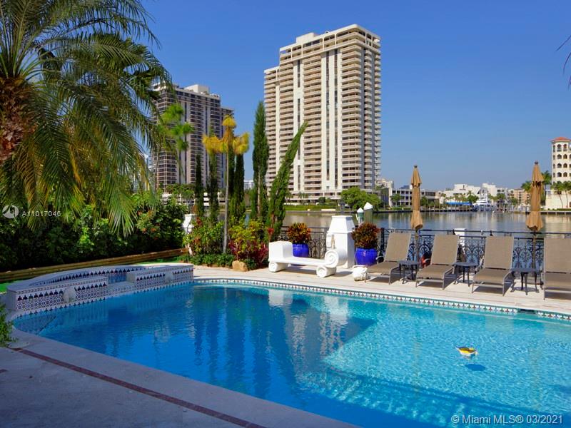 GOLDEN BEACH SEC D - Residential