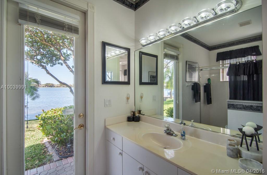 Mariners Cove Of Eagle La - Residential