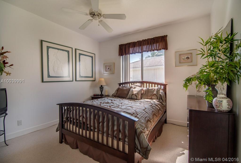 Mariners Cove Of Eagle La - Residential