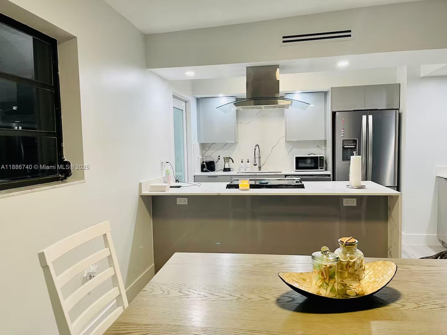 LARGO SOUND VILLAGE - Residential Lease