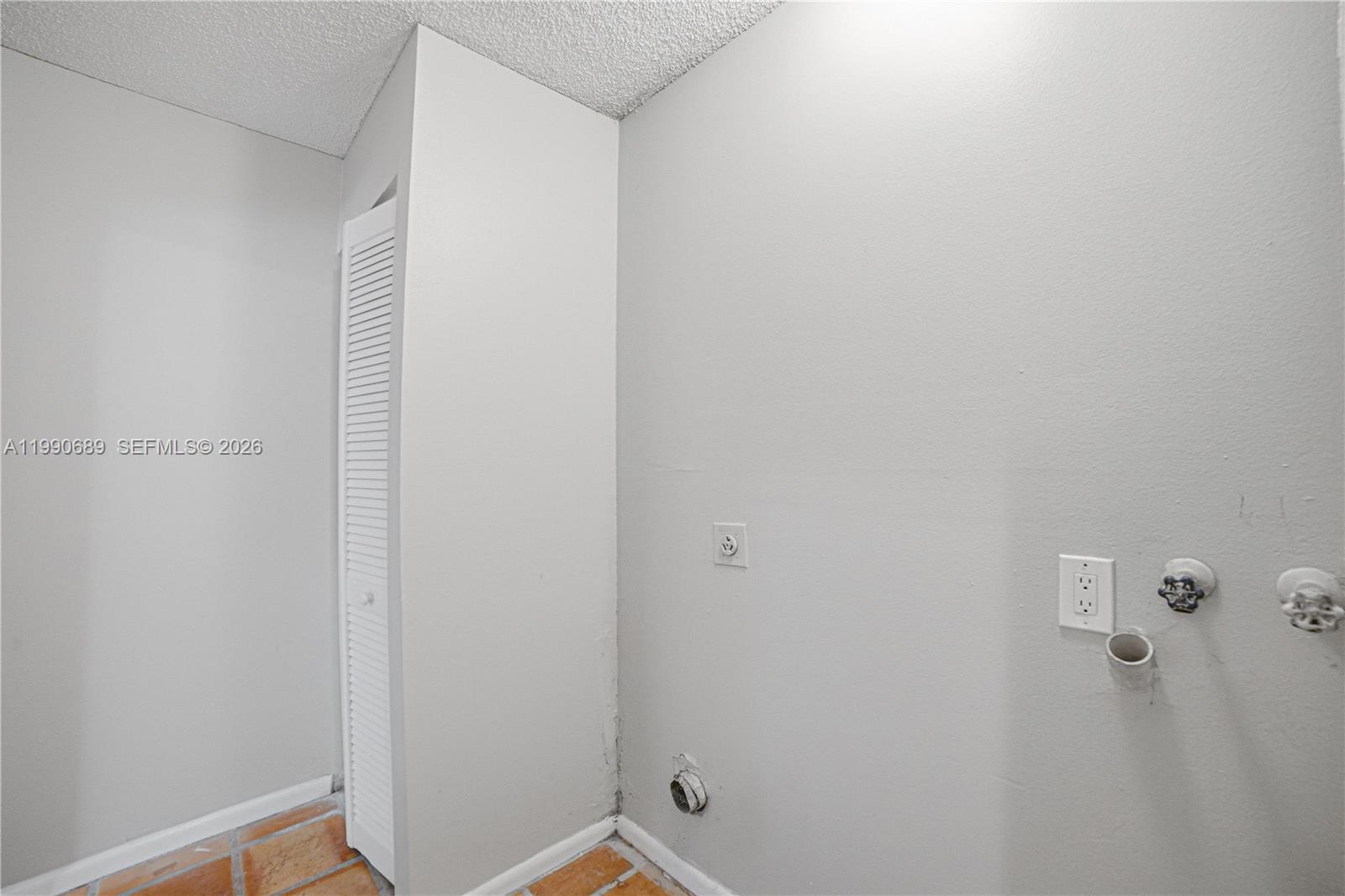 The Country - Residential