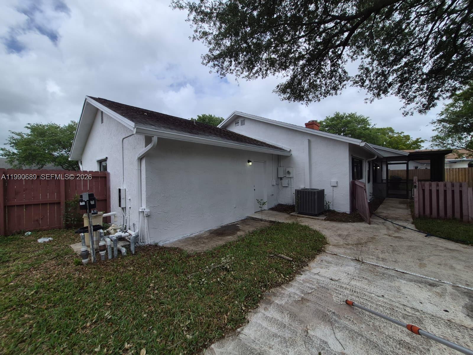 The Country - Residential