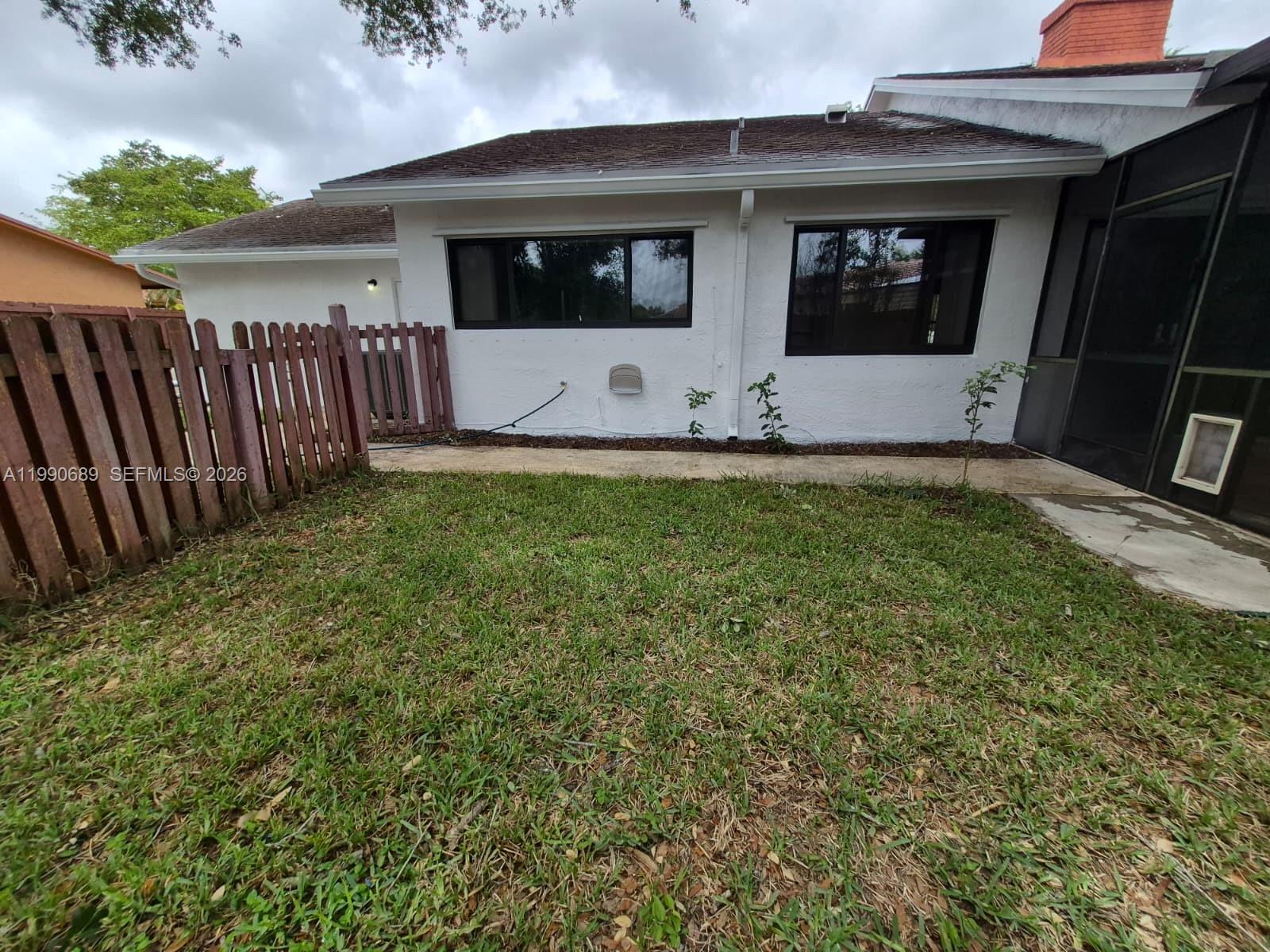 The Country - Residential