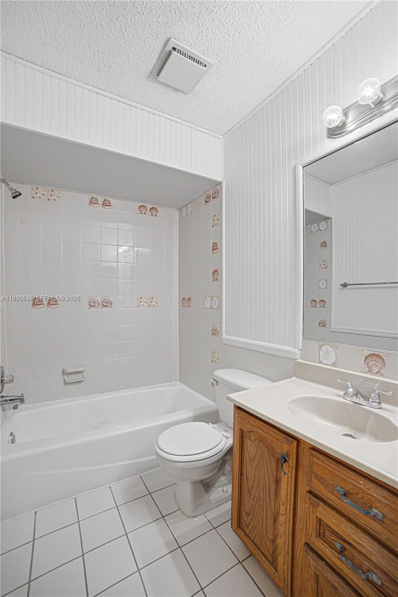 The Country - Residential