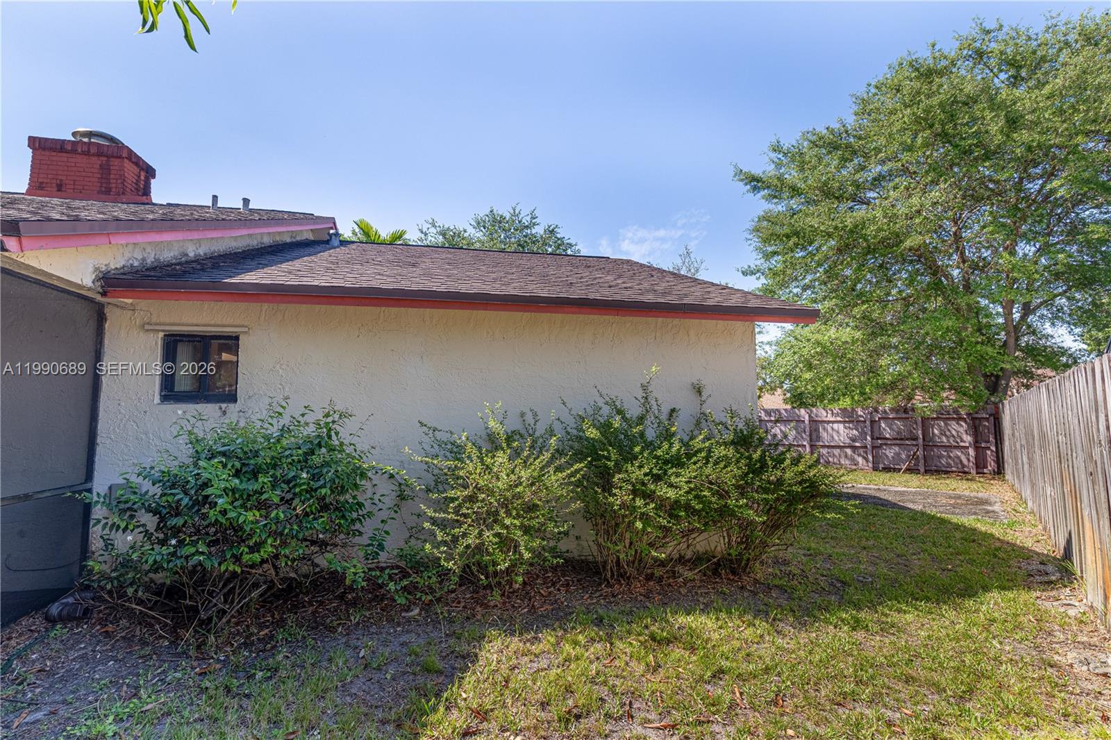 The Country - Residential