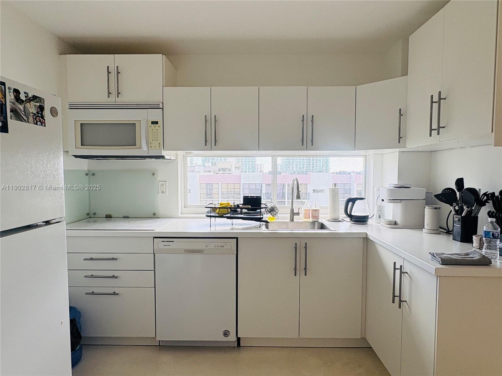 17021 N Bay Rd 1022