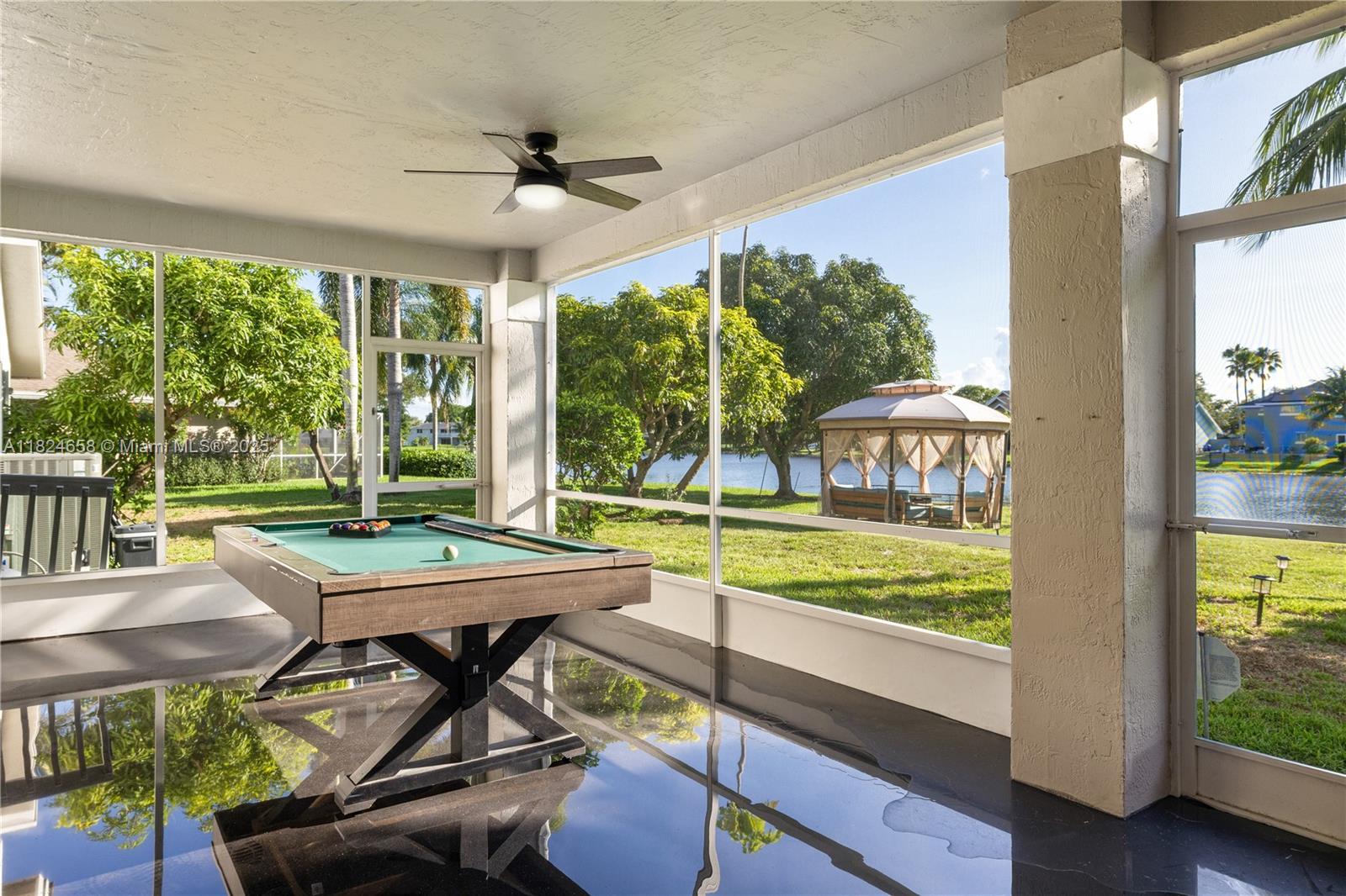 CHAPEL TRAIL REPLAT - Residential