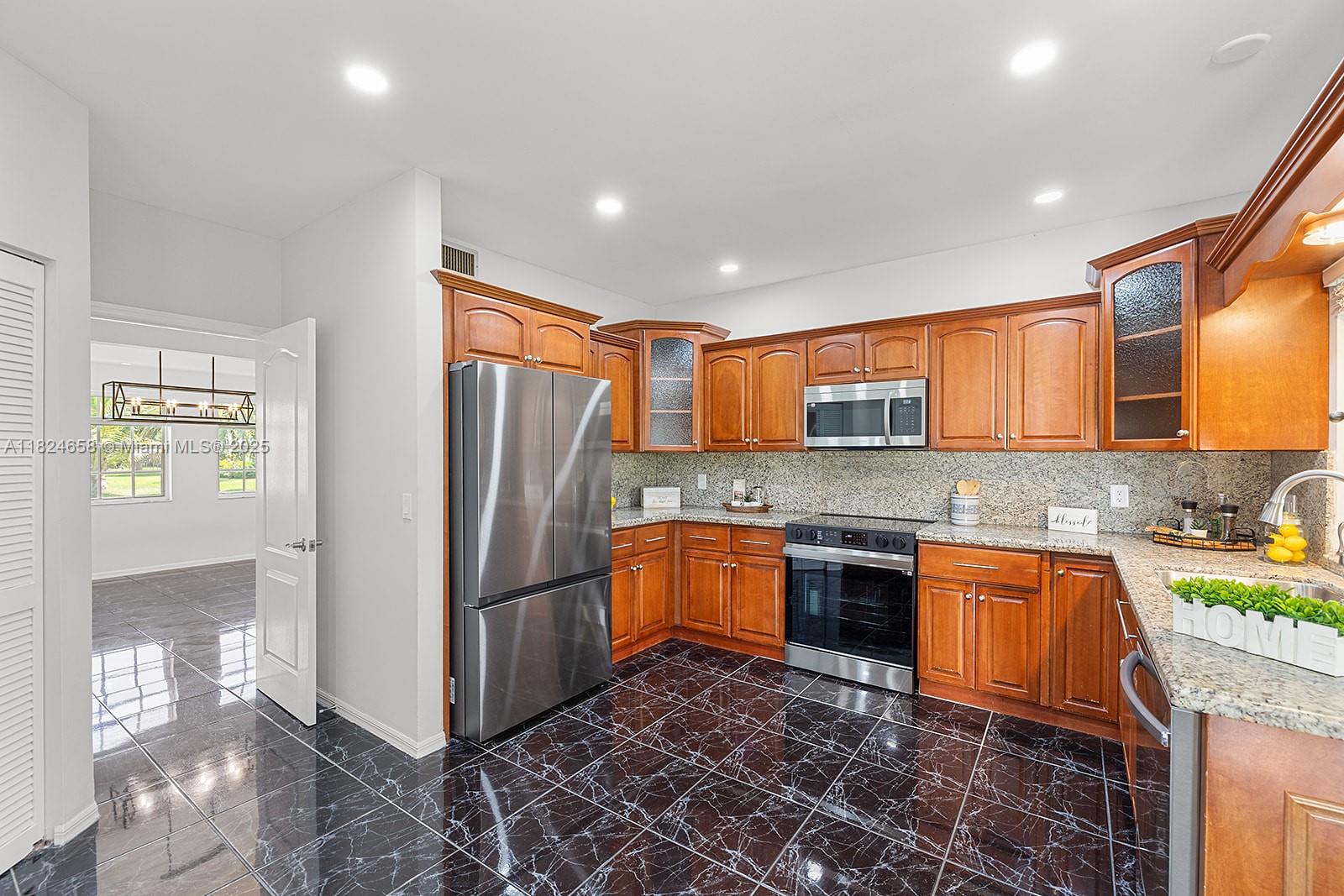 CHAPEL TRAIL REPLAT - Residential
