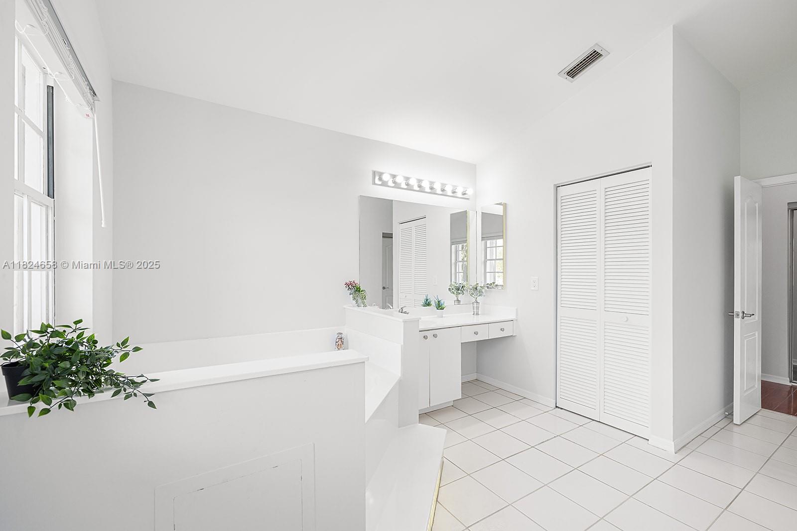 CHAPEL TRAIL REPLAT - Residential