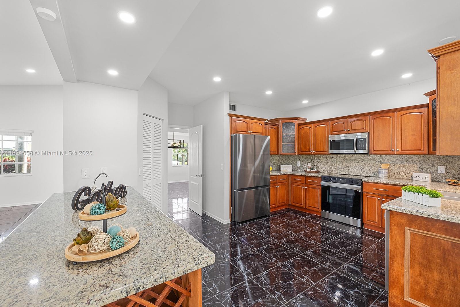 CHAPEL TRAIL REPLAT - Residential