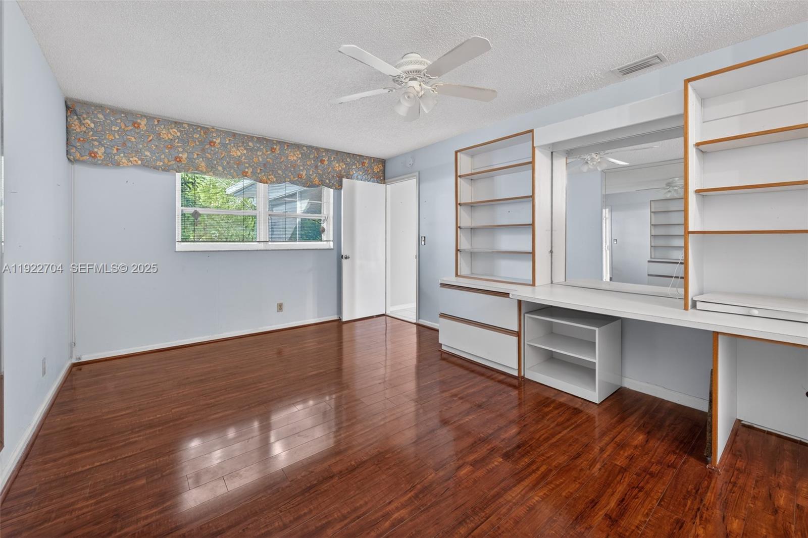 THE PINELANDS SEC 2 - Residential