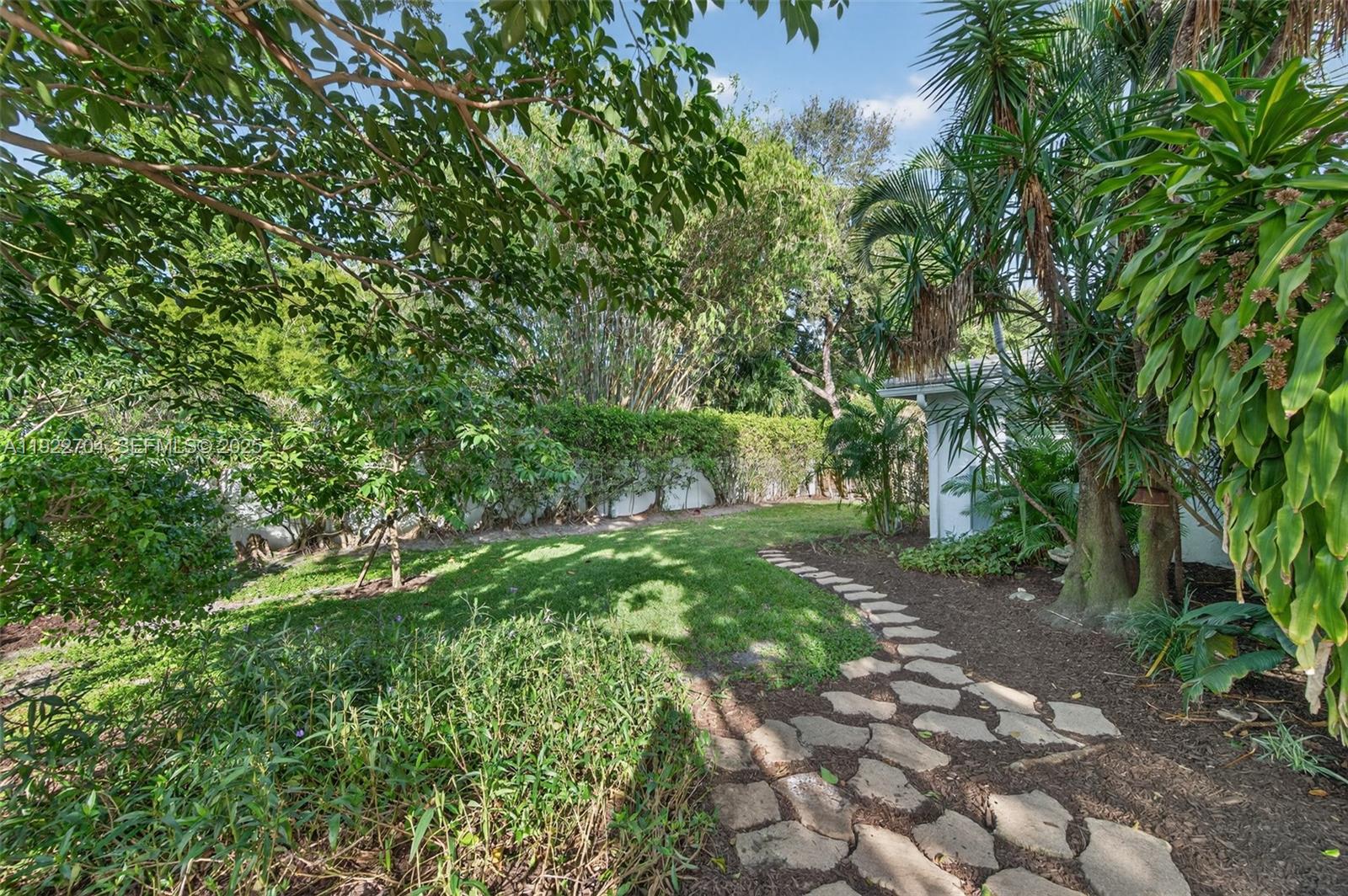 THE PINELANDS SEC 2 - Residential