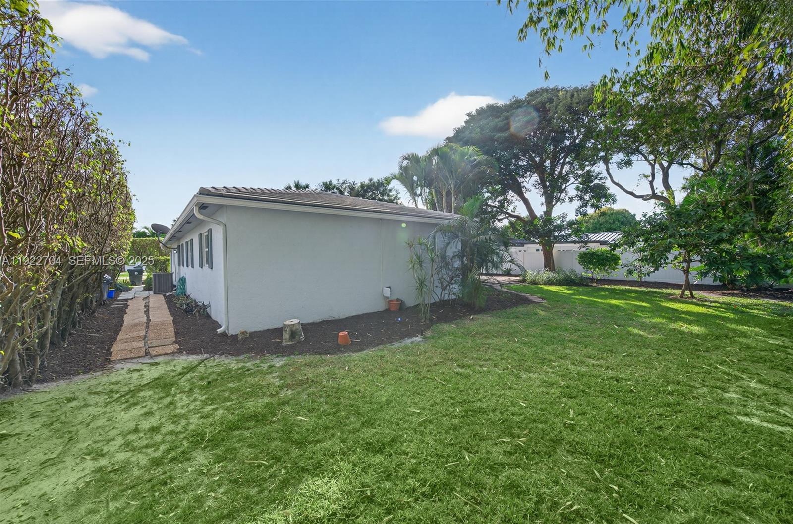 THE PINELANDS SEC 2 - Residential