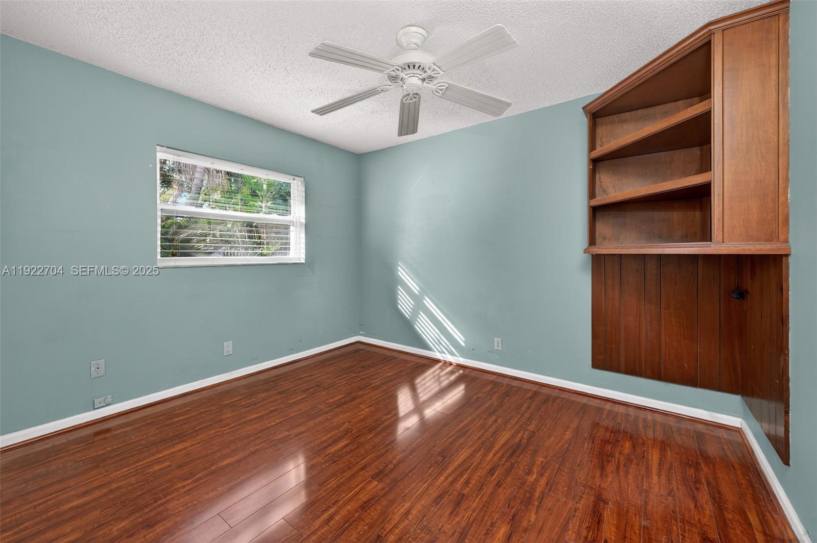 THE PINELANDS SEC 2 - Residential