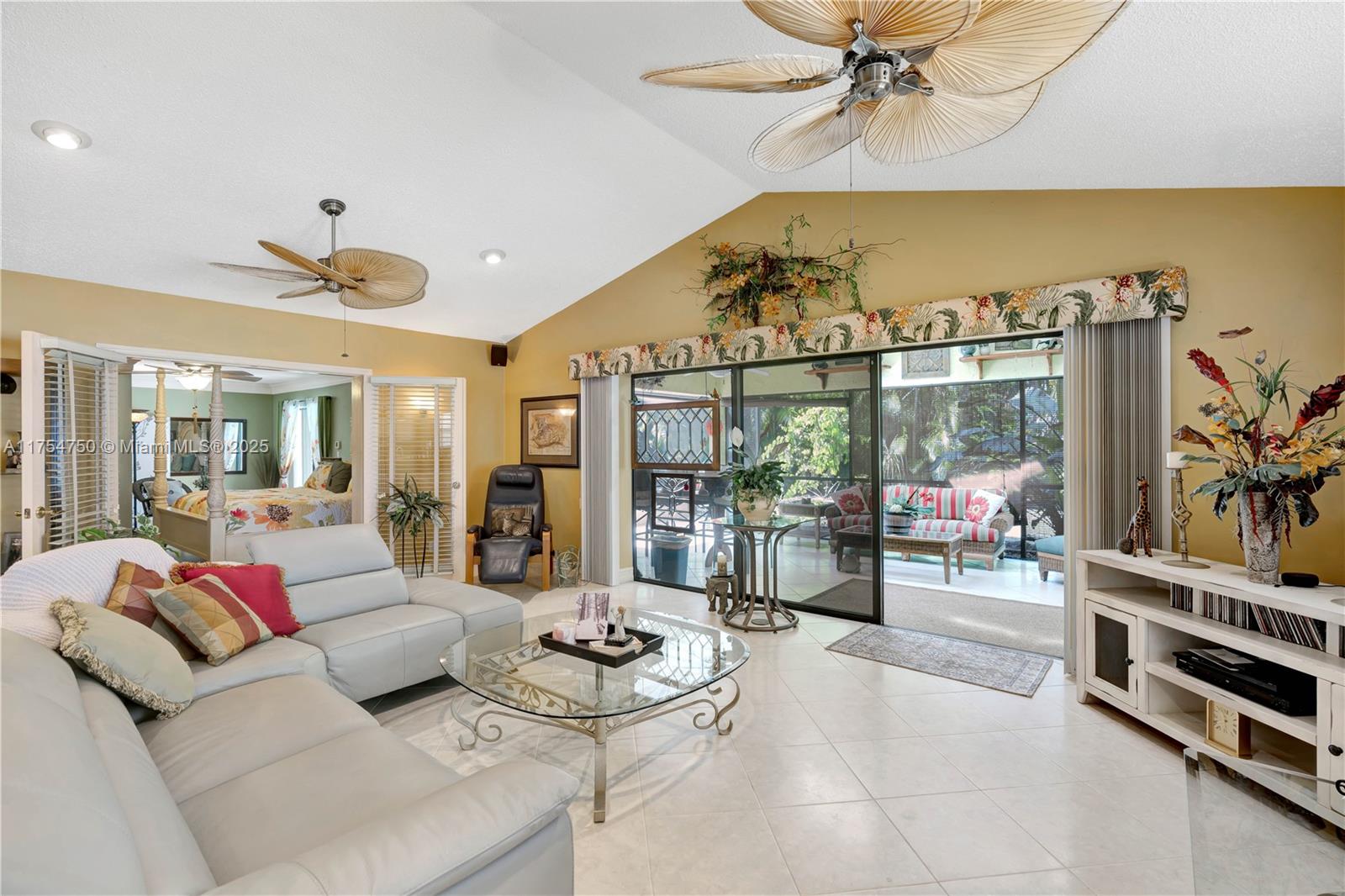 WOODLAND ESTATES - Residential