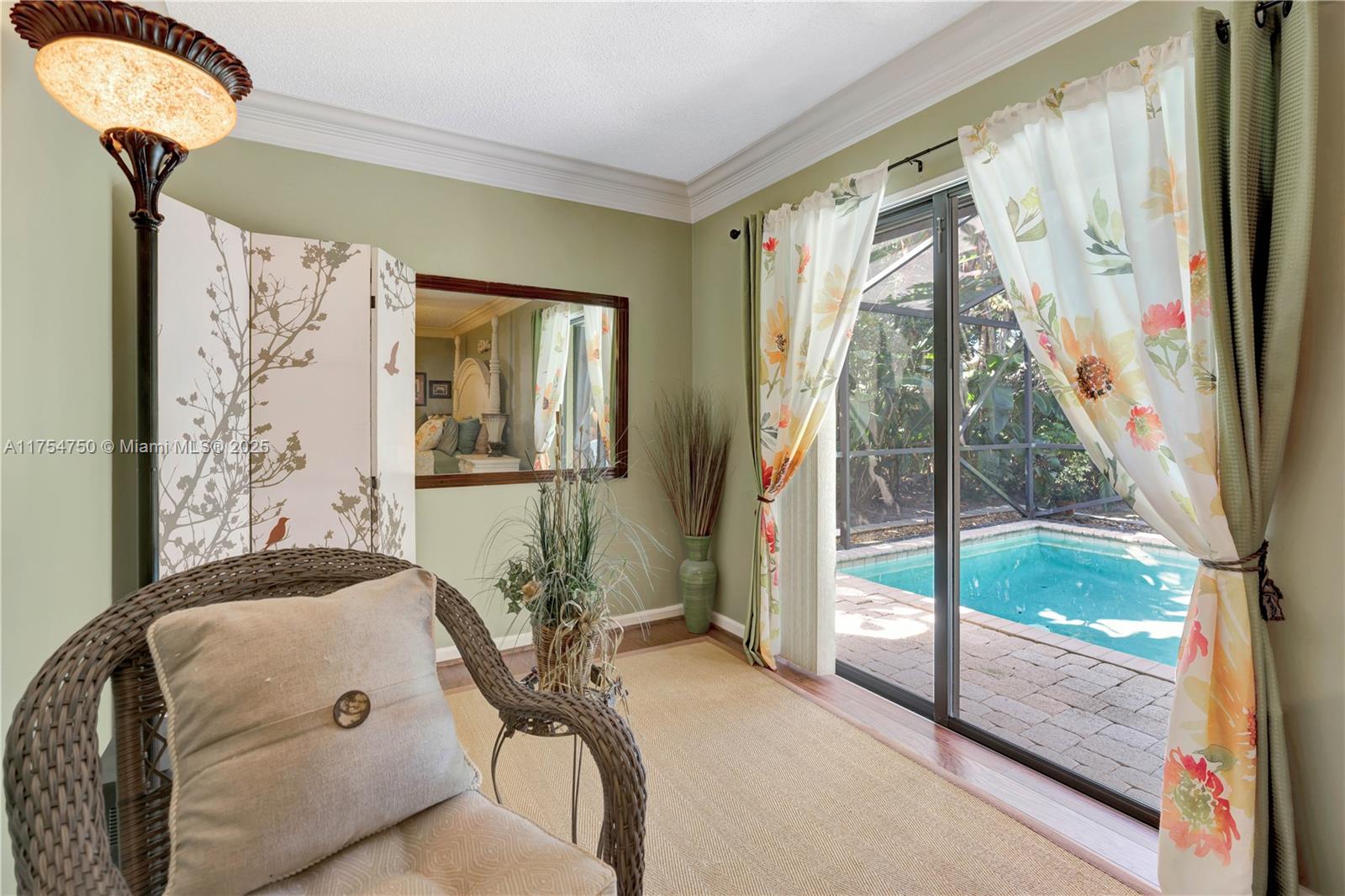 WOODLAND ESTATES - Residential