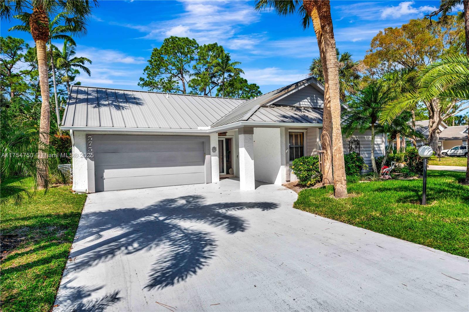 WOODLAND ESTATES - Residential