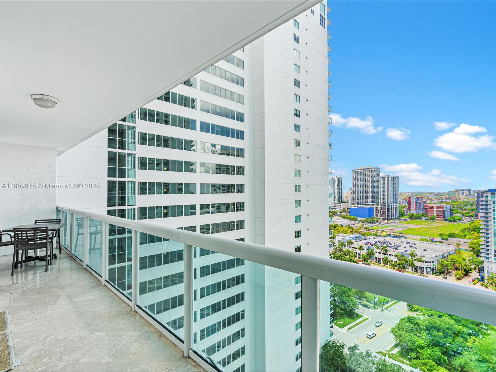 1800 CLUB CONDO - Residential Lease