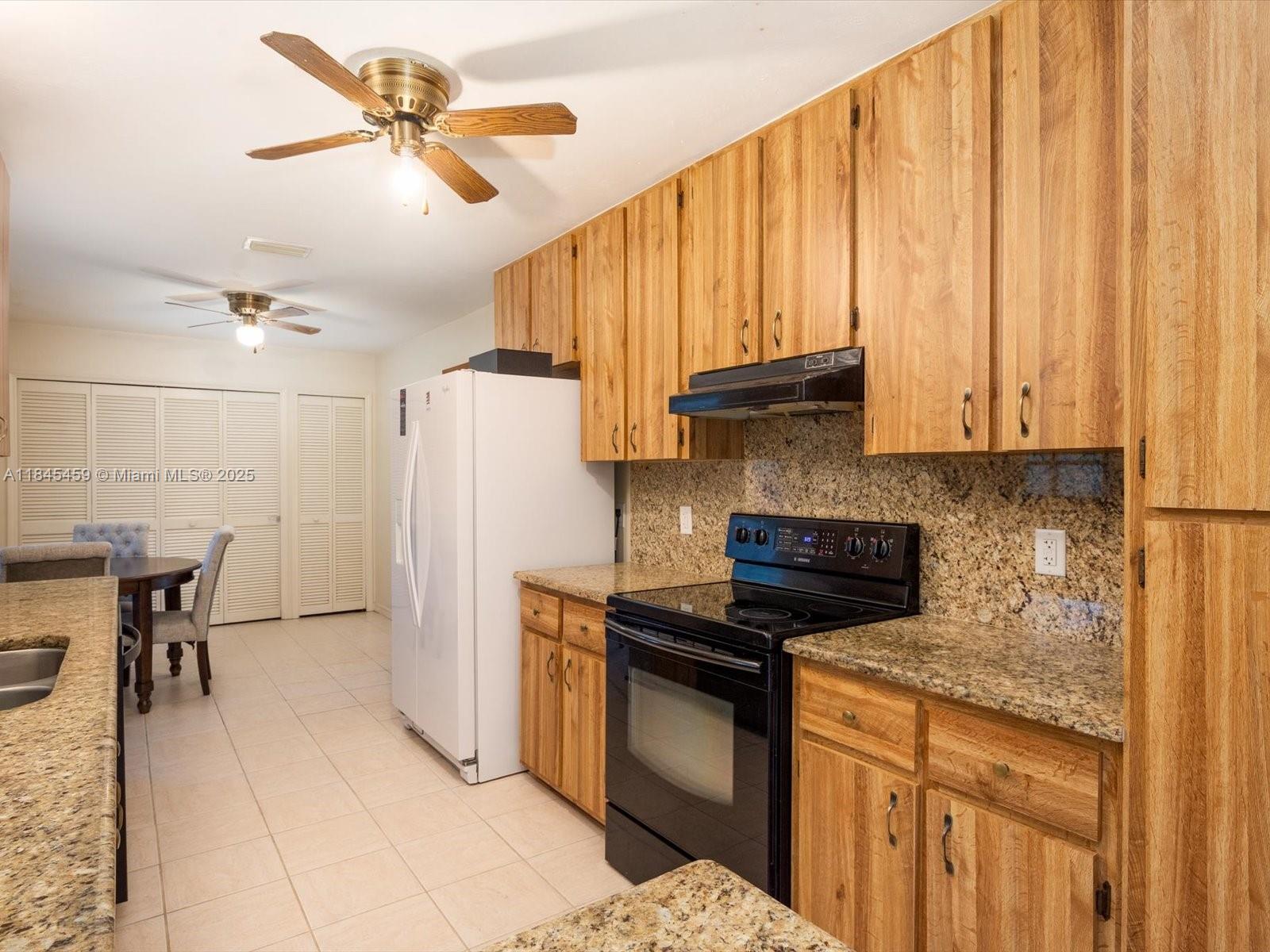 GOLDEN GATE - Residential