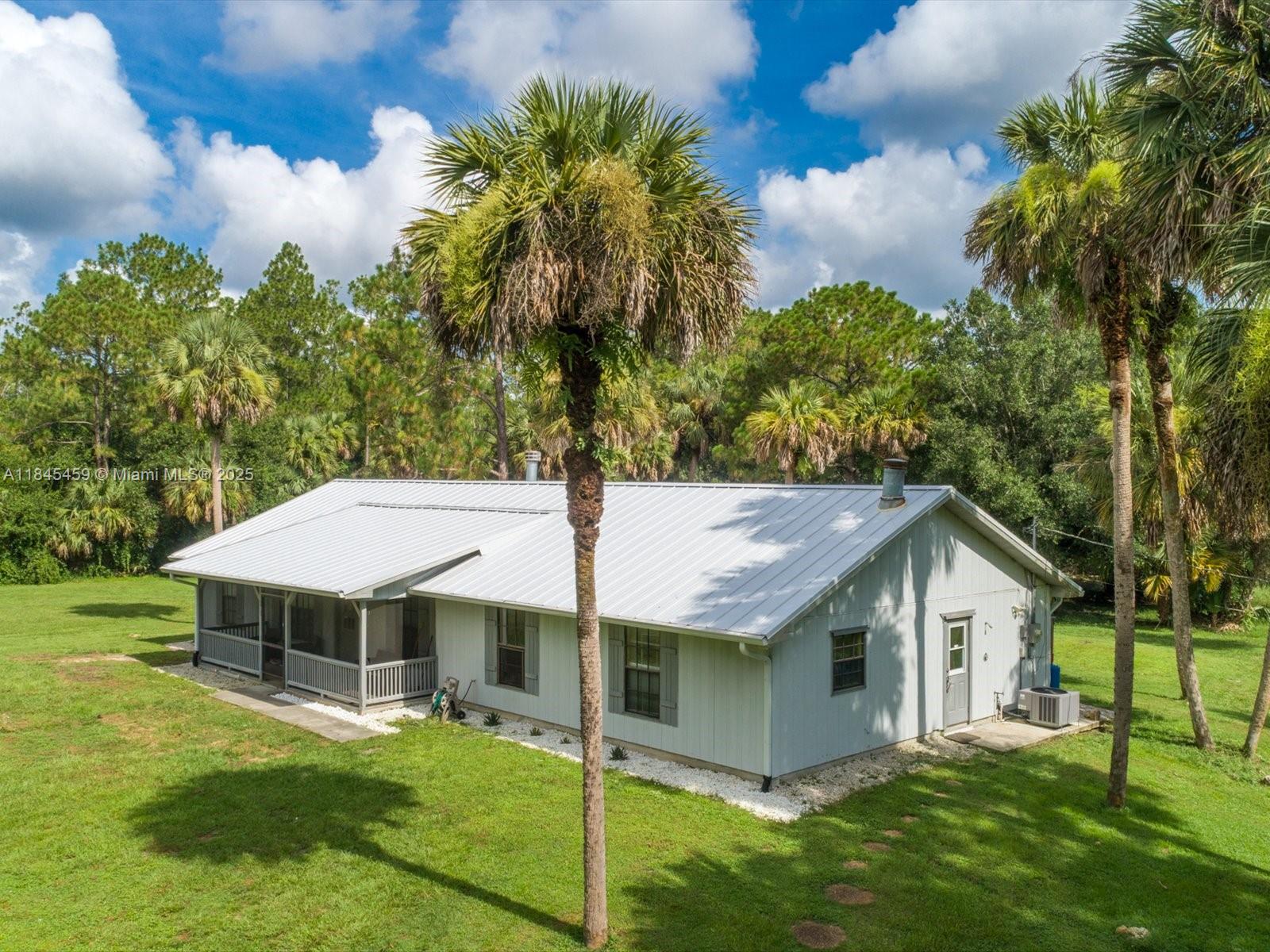 GOLDEN GATE - Residential