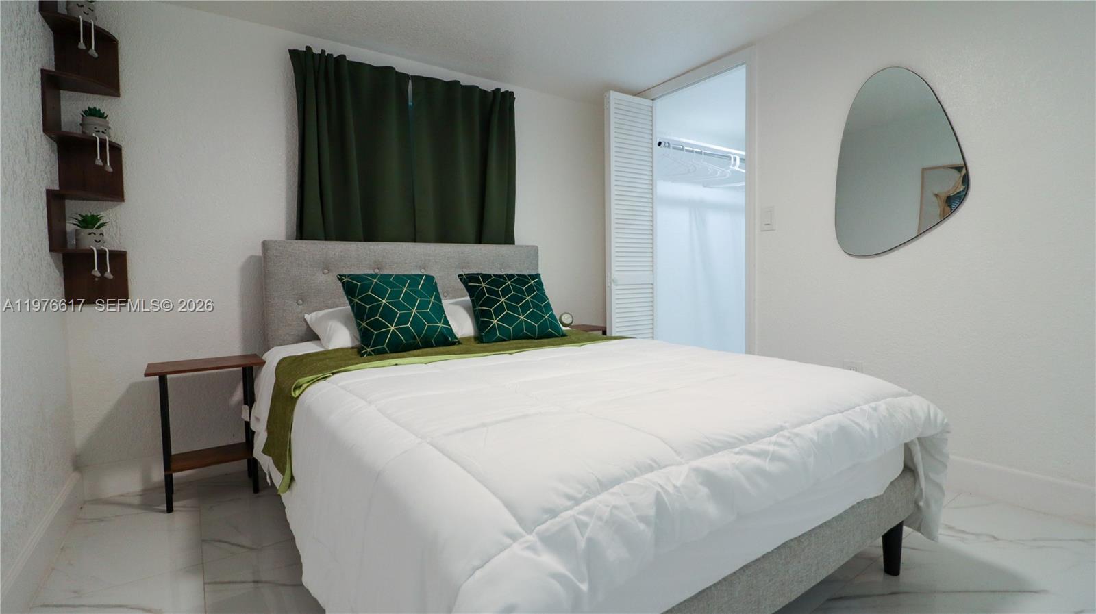 BELLCAMP MANOR - Residential Lease