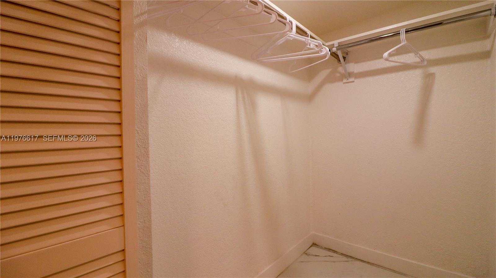 BELLCAMP MANOR - Residential Lease