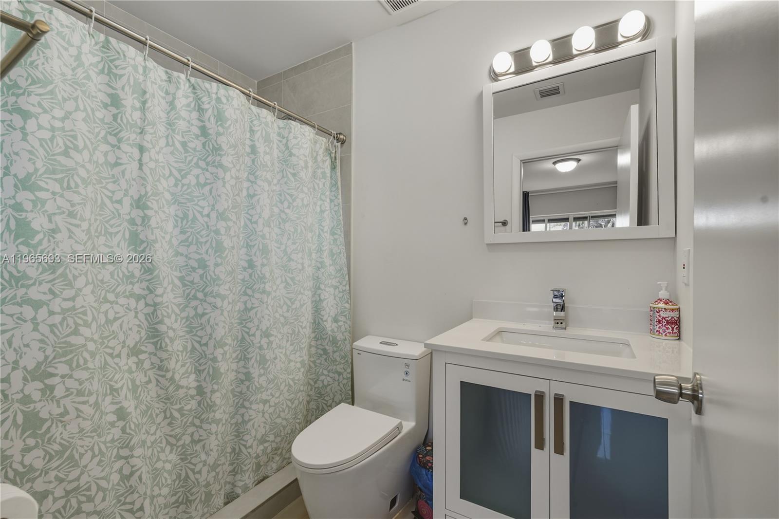 7TH AVENUE HIGHLANDS - Residential