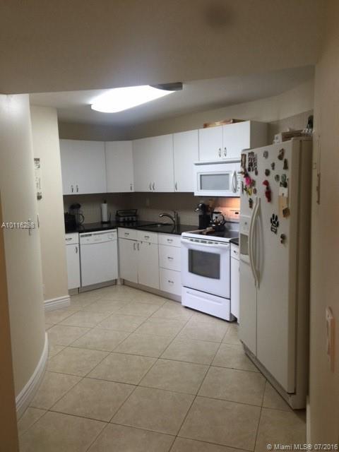 Oceanview Park Condo - Residential Lease