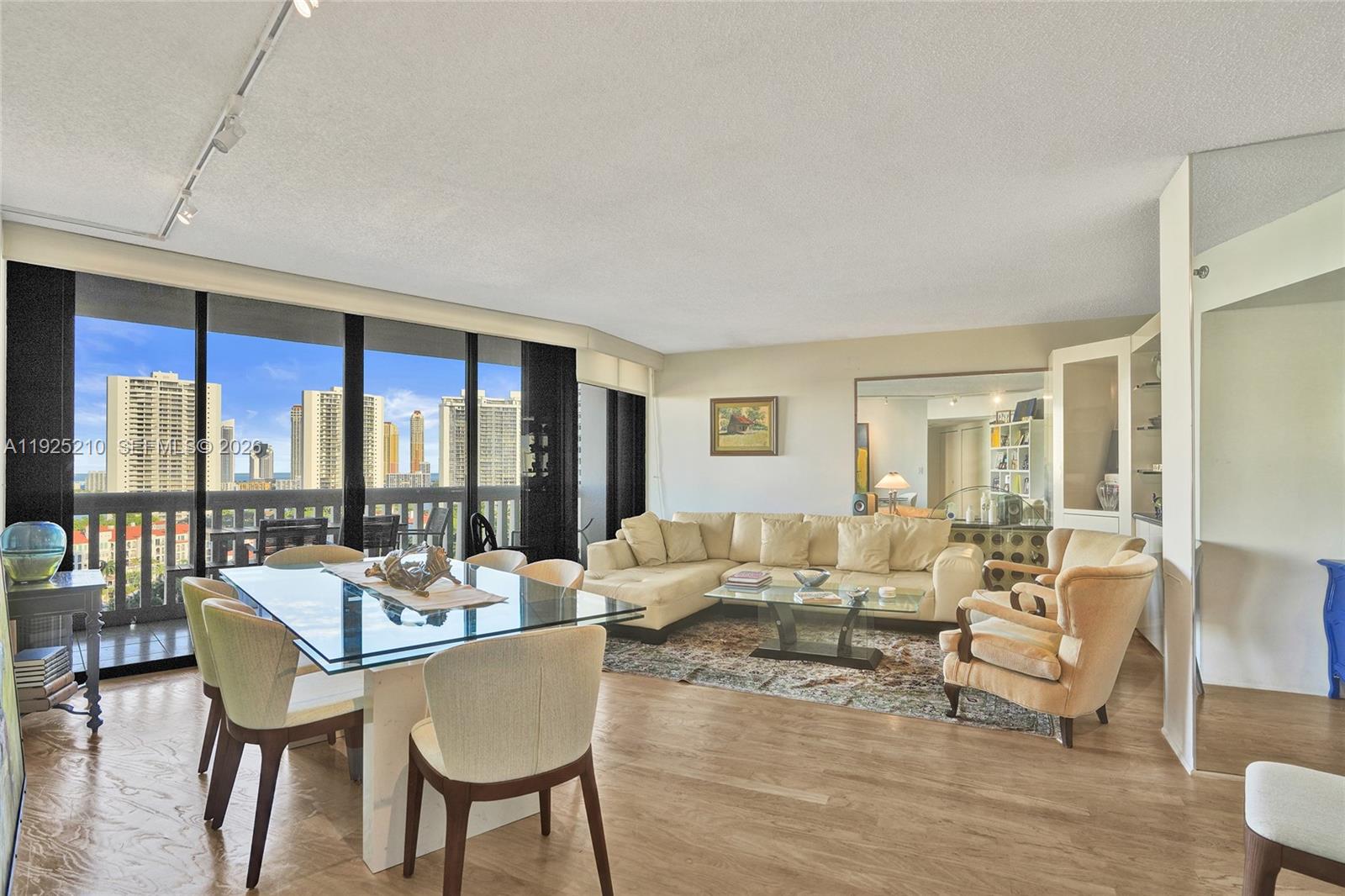 1000 ISL BLVD WILLIAMS IS - Residential