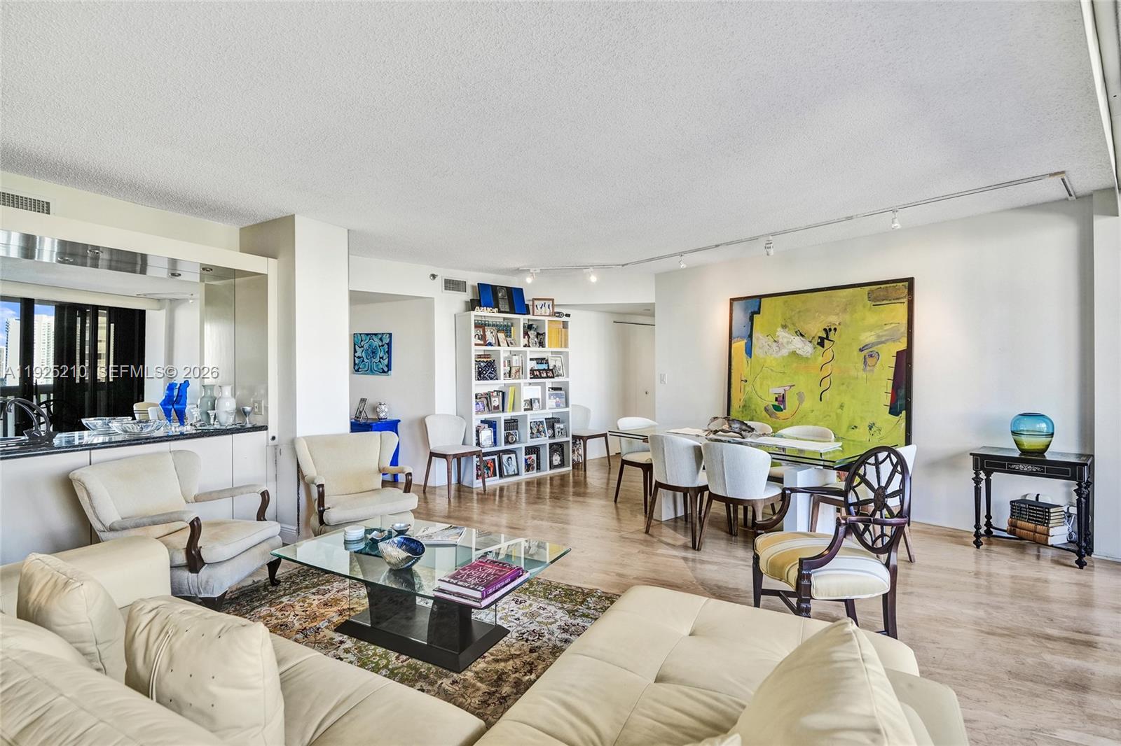 1000 ISL BLVD WILLIAMS IS - Residential