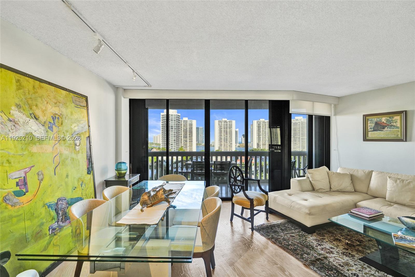 1000 ISL BLVD WILLIAMS IS - Residential